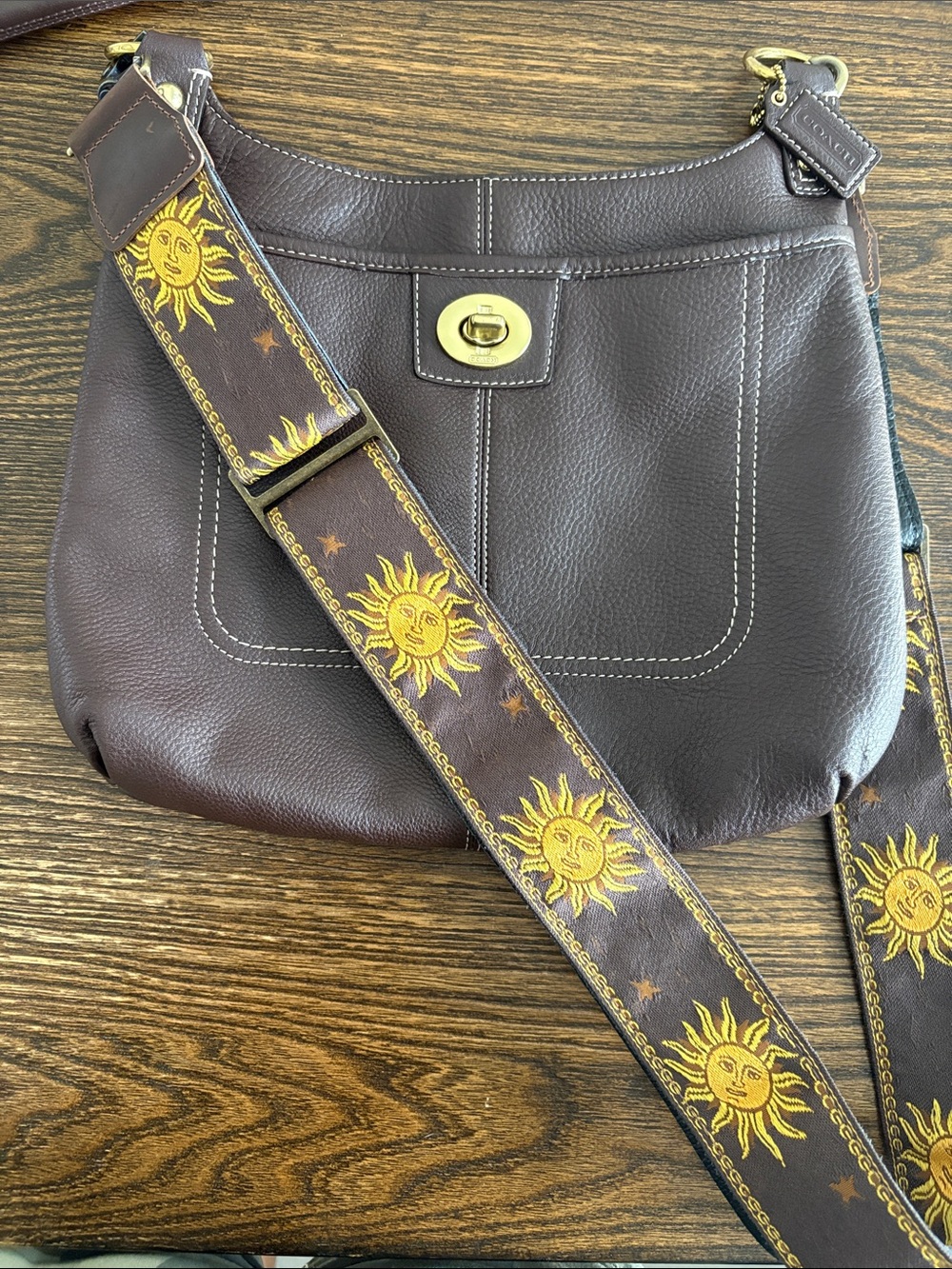 Coach Vintage Penelope Crossbody/Shoulder Bag w/ Matching unbranded Wallet - Picture 5 of 13